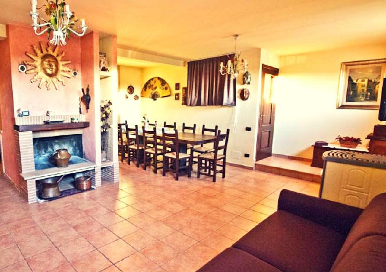Casale Molinelle Apartment Сан Джемини Екстериор снимка